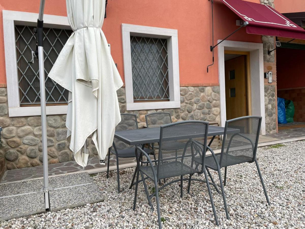 Garda Lake - Appartamenti Castelnuovo del Garda Luaran gambar